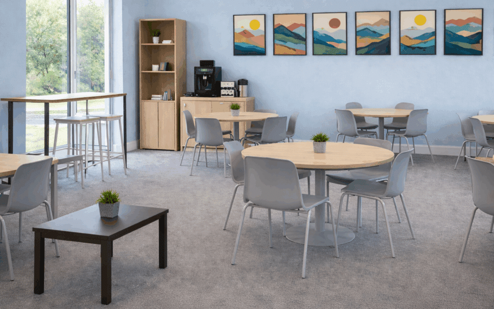 Modern common area with natural light (1)